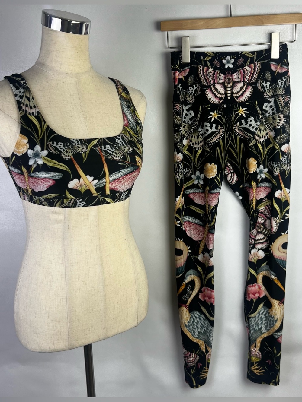 Yoga Democracy  Skinny Floral Leggings Size S & Crop Tank Size XS